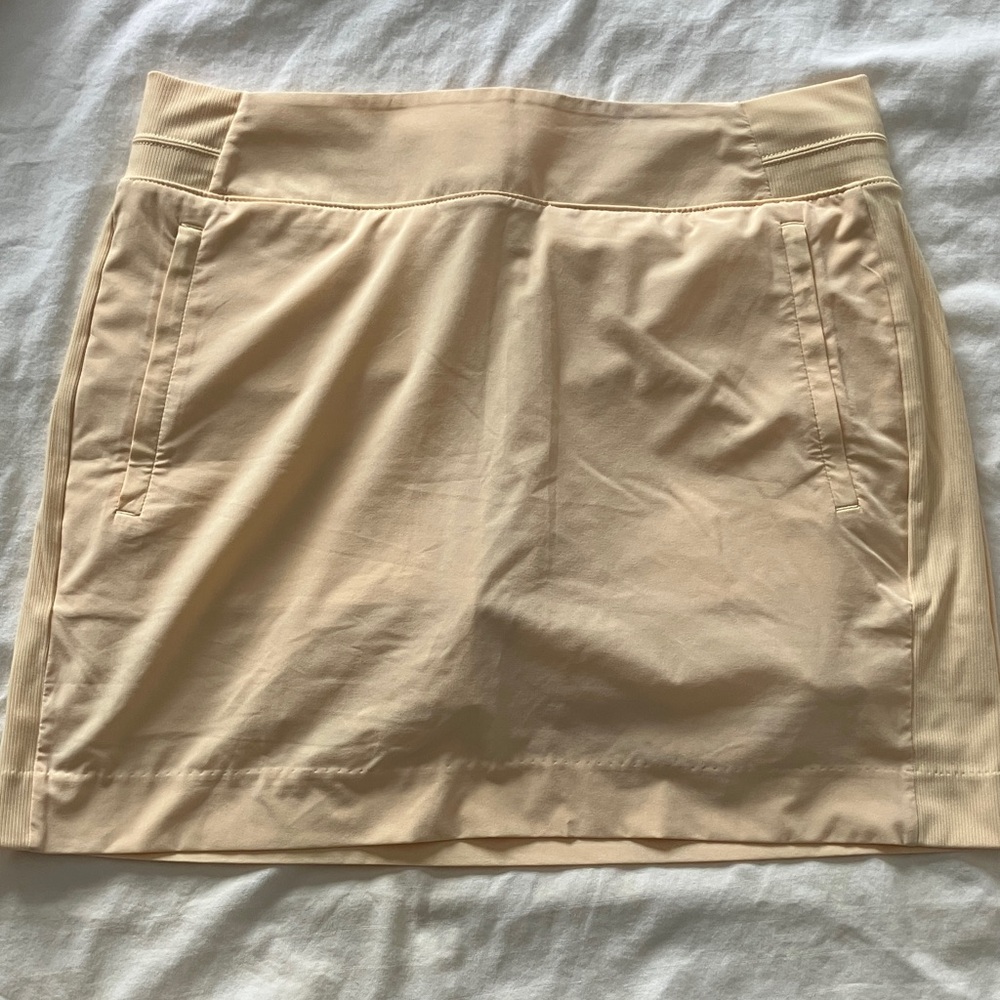 Athleta Light Peach Mini Skirt
